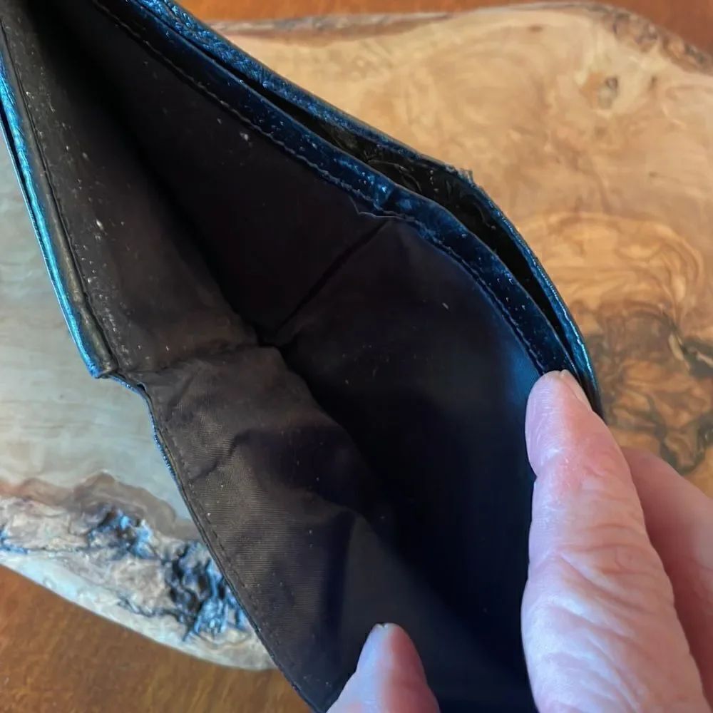 Eel Skin Wallet - Picture 5 of 7